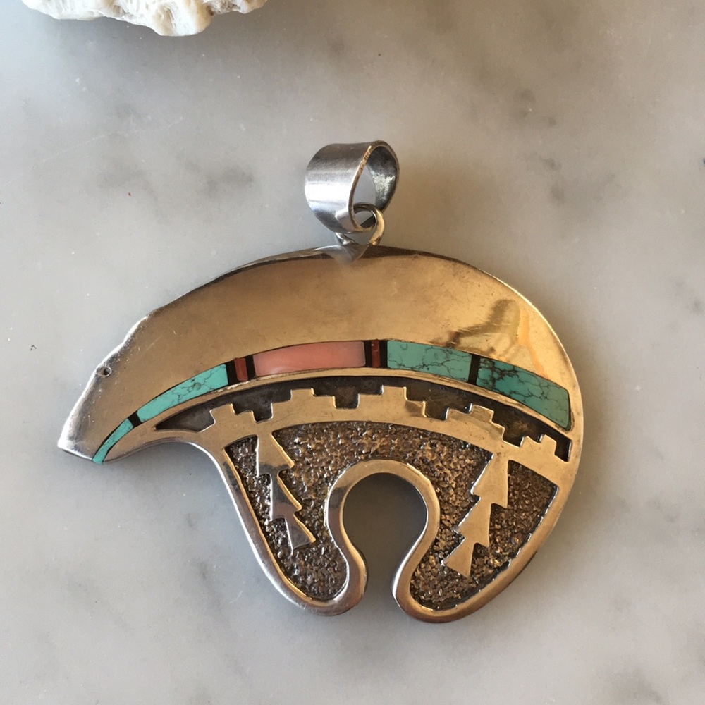 Sold Vintage Navajo Richard Begay Bear Pendant - Picture 7 of 11